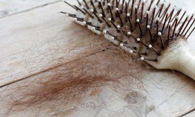 nettoyer sa brosse à cheveux