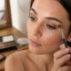 Quel maquillage pour des yeux marron : astuces et couleurs à privilégier ?